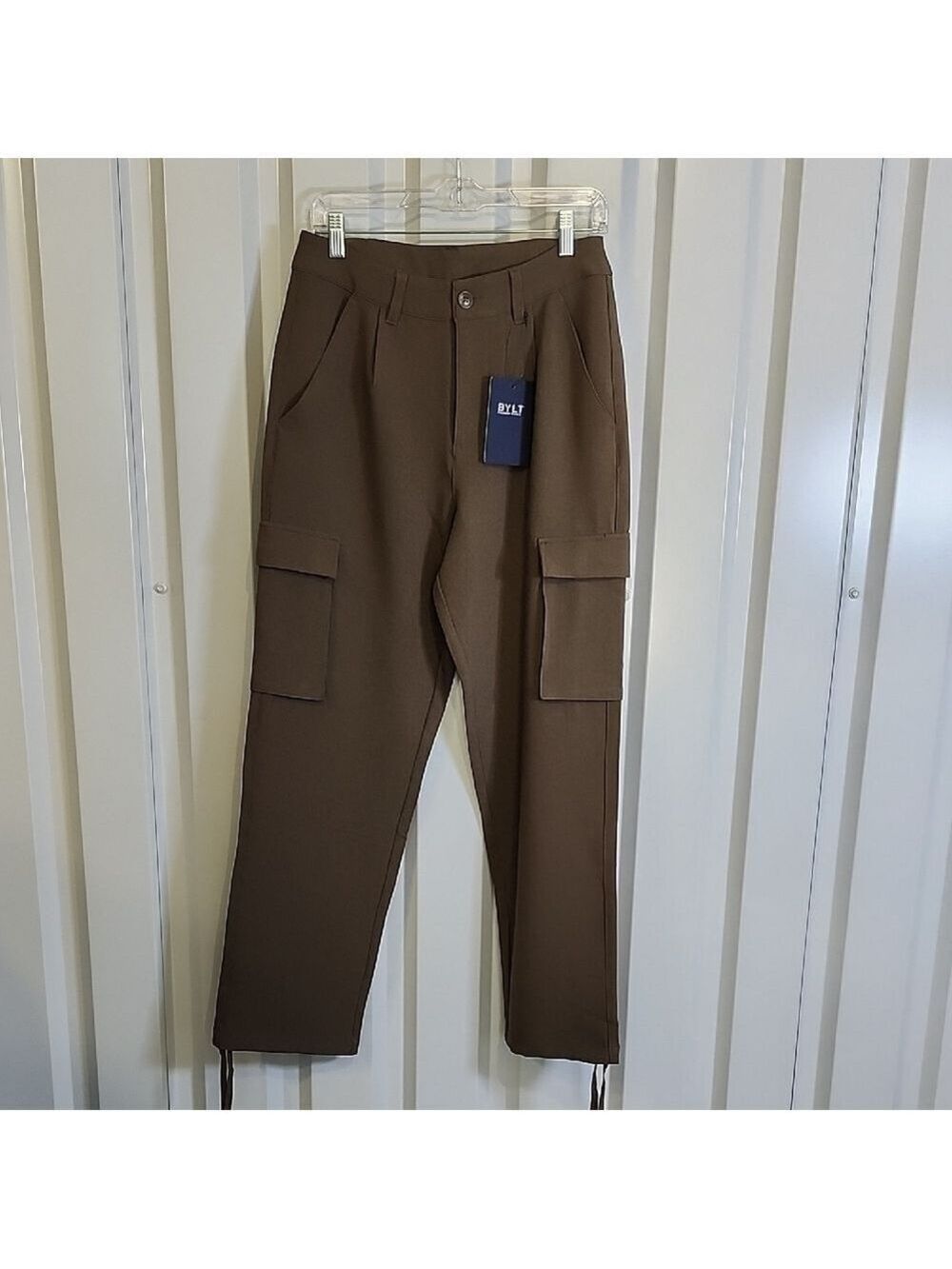 BYLT Premium Basics Midtown Straight Leg Cargo Pants Dark Taupe Size Medium NWT